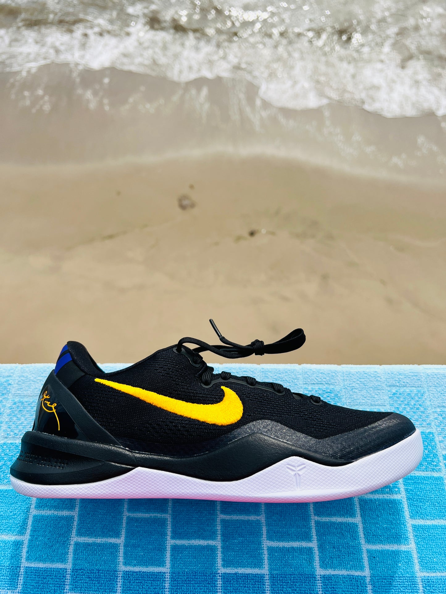 Kobe 8 Protro Lakers Away - 10M/11.5W (HF9550-001)