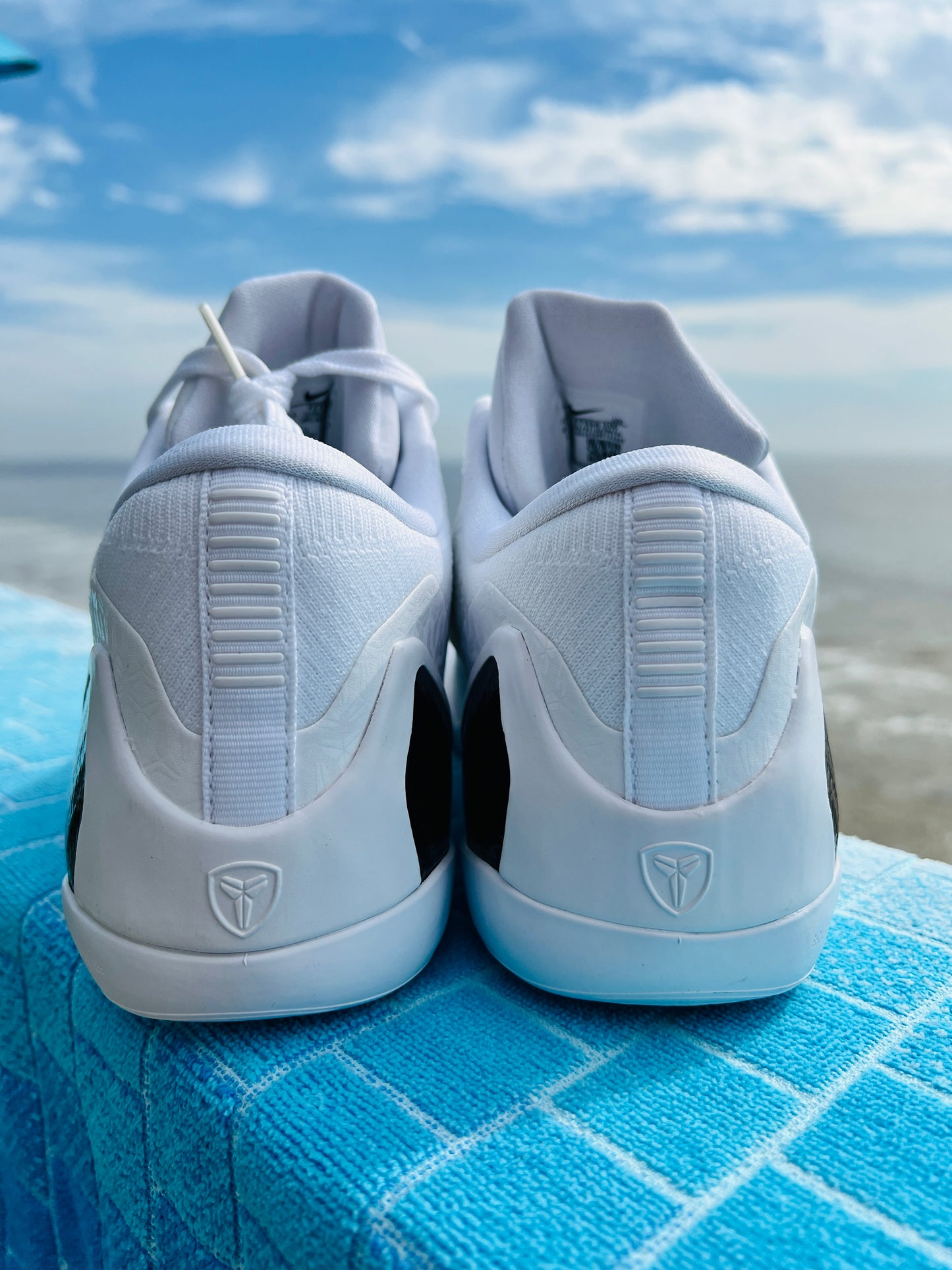 Kobe 9 Elite Low Protro Halo - 9M/10.5W (FZ7334-100)