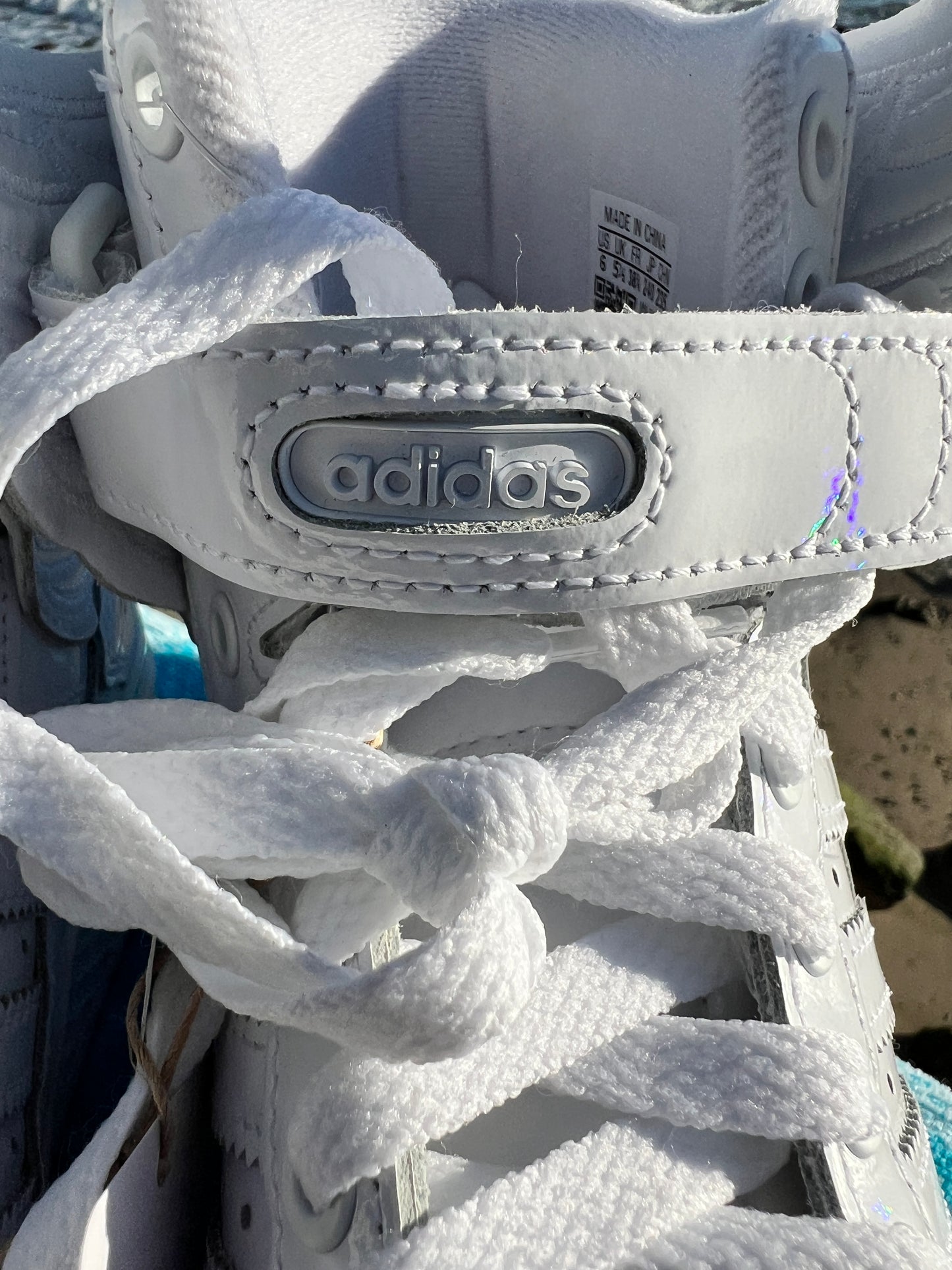 2023 Adidas Forum Hi Wings 4.0 x Jeremy Scott - 6M/7.5W (IE6861)