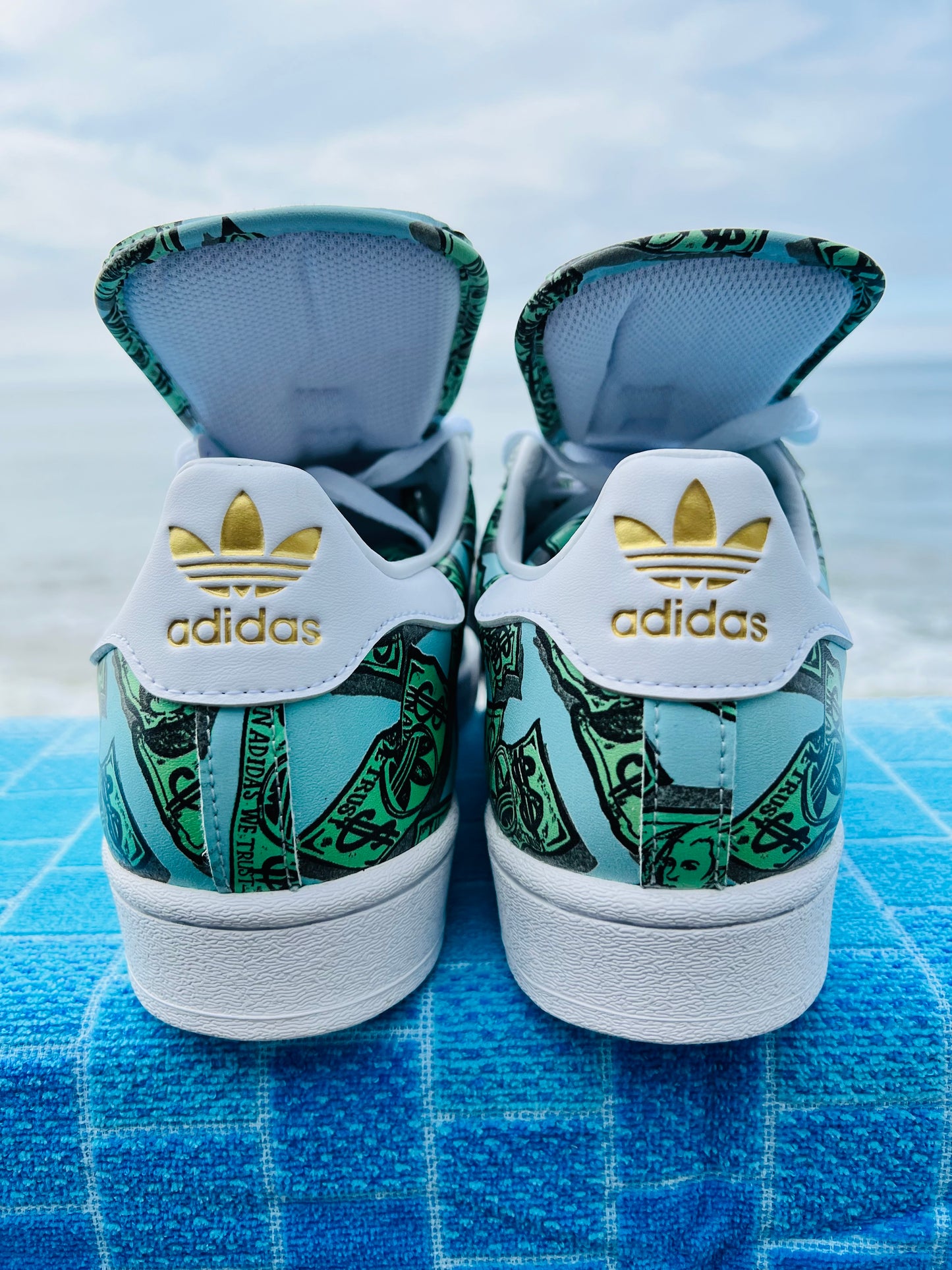 2022 Adidas Jeremy Scott Money Superstar - Size 9M/10/5W (HP6596)