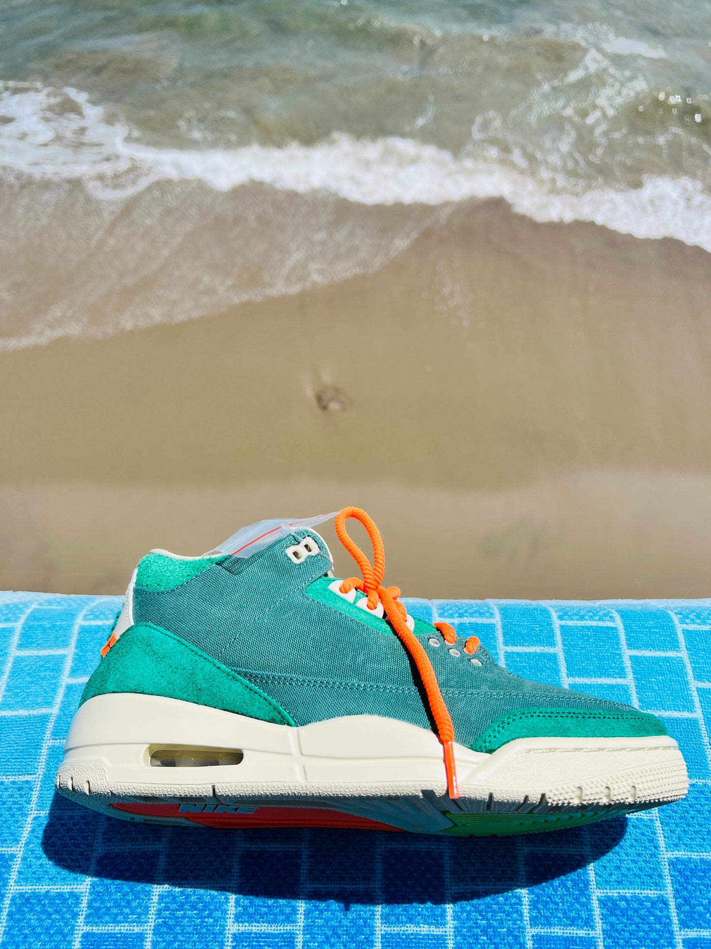 2024 Jordan 3 Retro SP Nina Chanel Abney Bicoastal - 8.5M/10W (FZ7974-300)