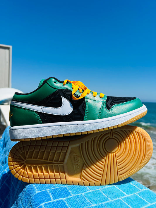 2022 Jordan 1 Low SE Holiday Special - 8.5M/10W (DQ8422-300)