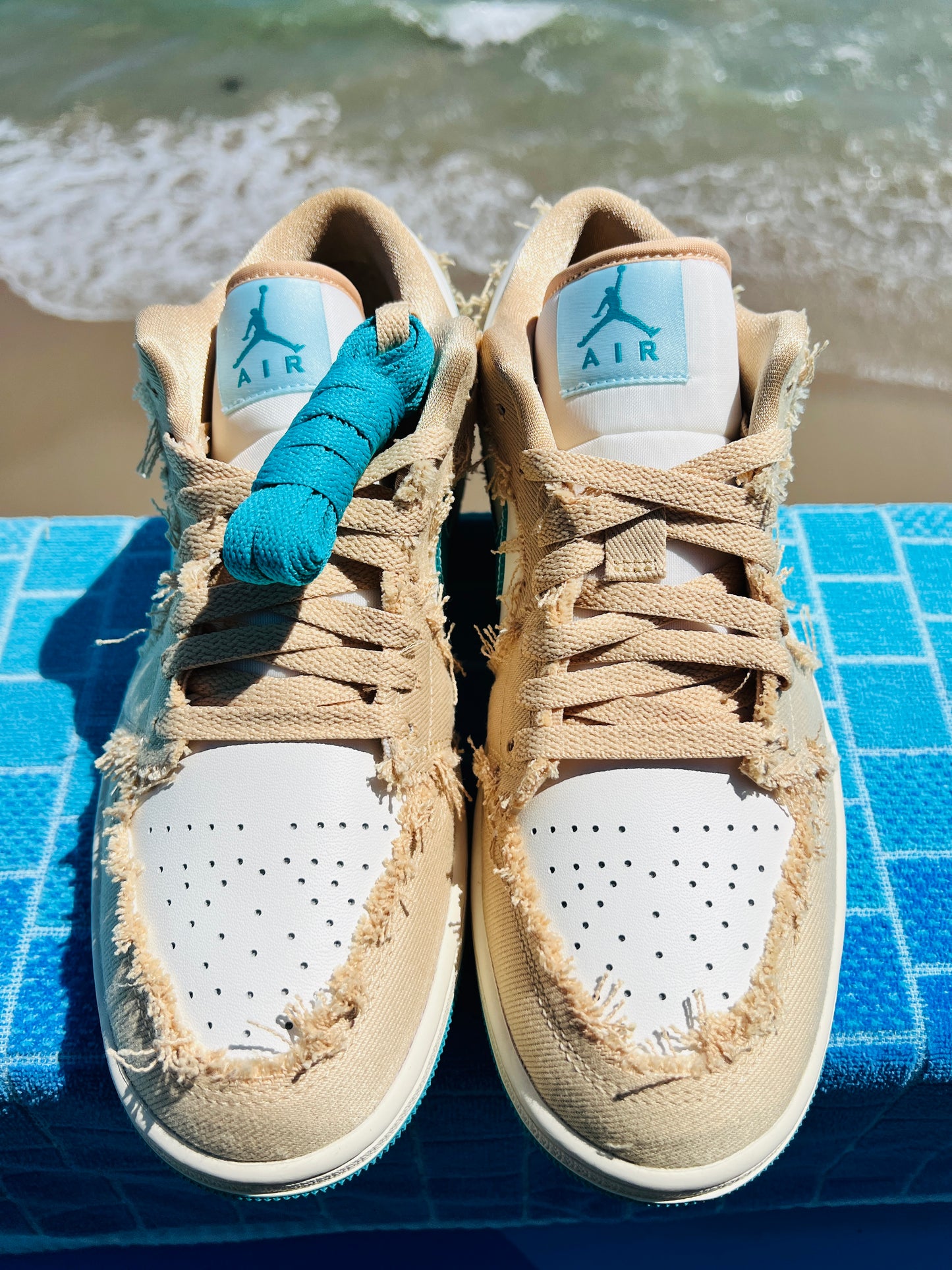 2024 Jordan 1 Low SE Wave - 9M/10.5W (HF4983-252)