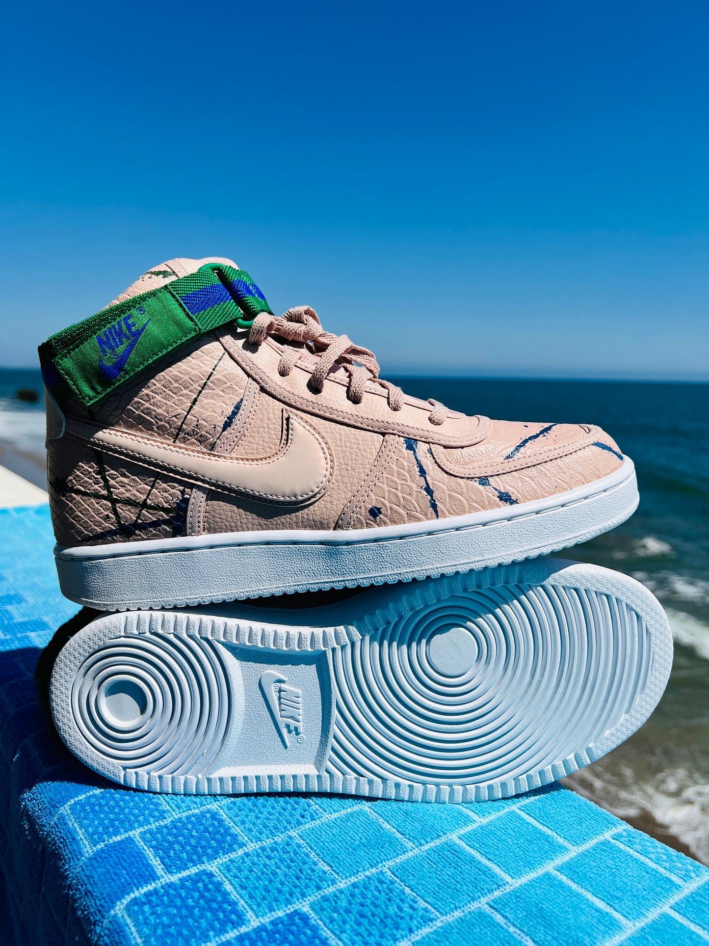 2018 Nike Vandal High Particle Beige - 7M/8.5W (AH6826-200)