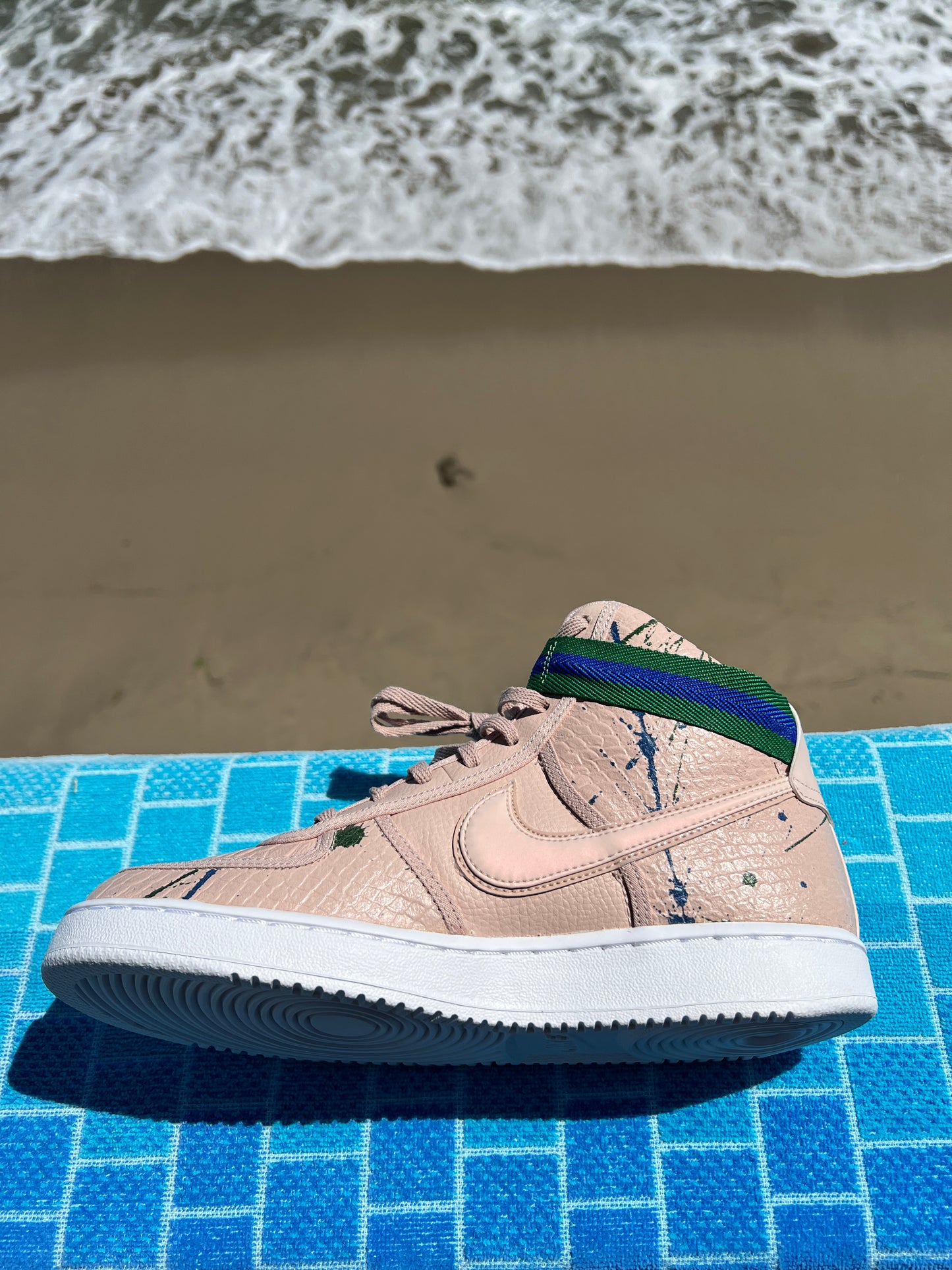 2018 Nike Vandal High Particle Beige - 7M/8.5W (AH6826-200)