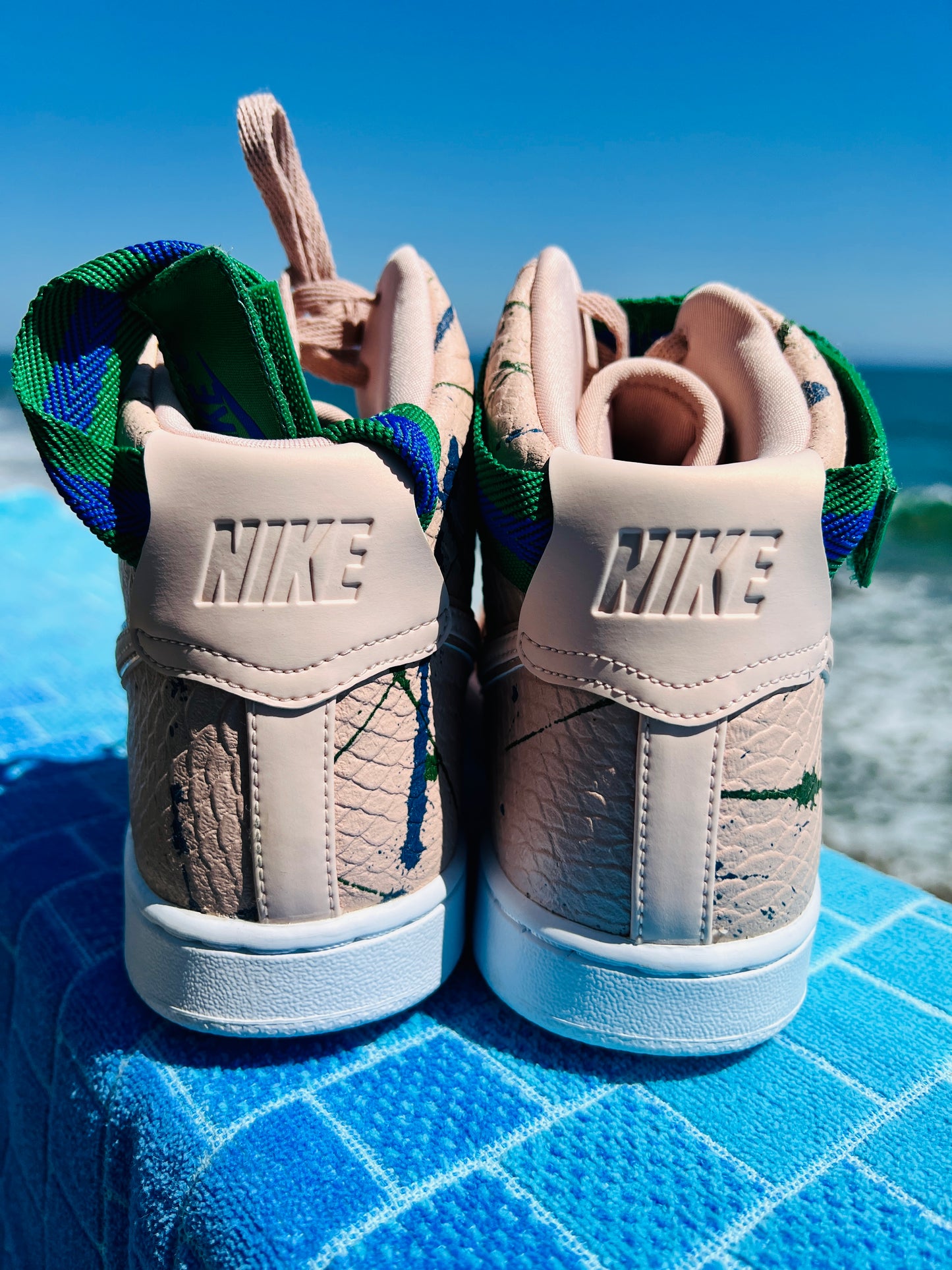 2018 Nike Vandal High Particle Beige - 7M/8.5W (AH6826-200)