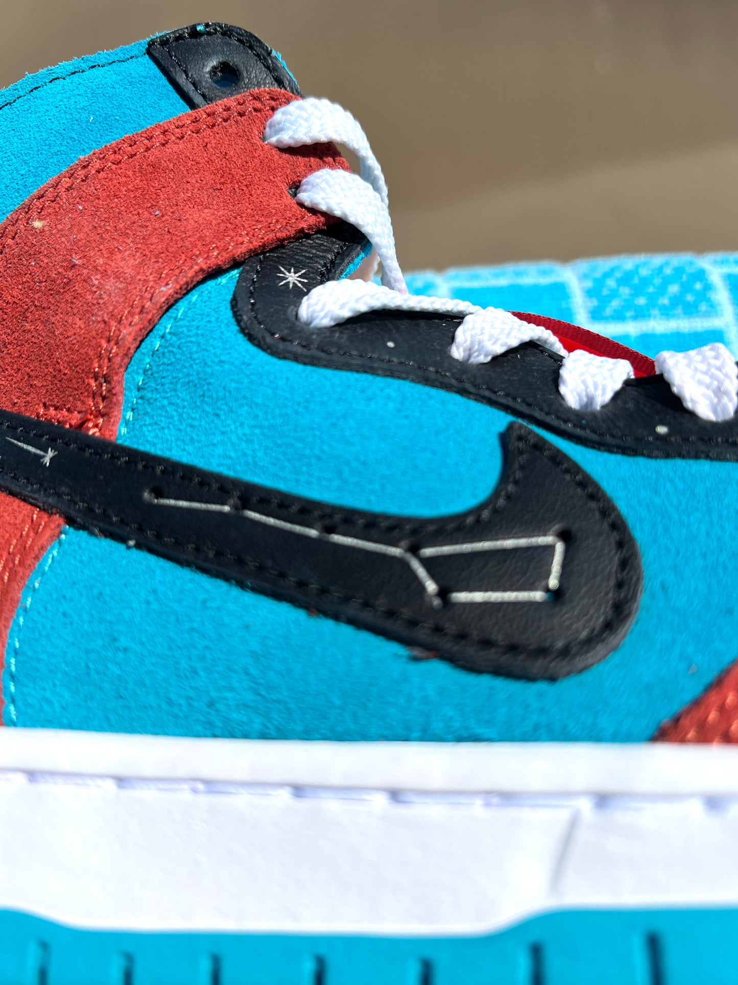 2024 SB Dunk Hi Di'orr Greenwood Navajo Arts (FQ1775-400)
