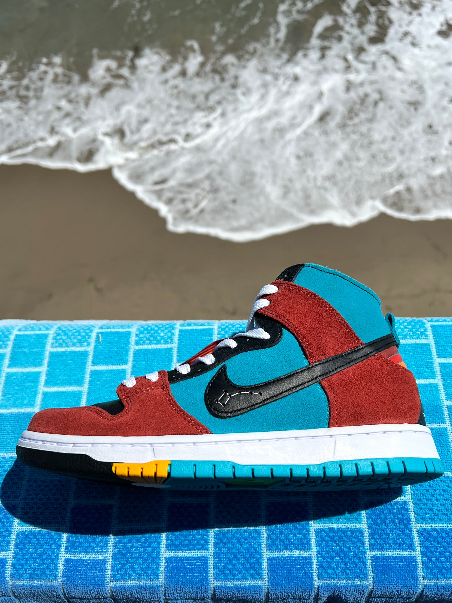 2024 SB Dunk Hi Di'orr Greenwood Navajo Arts (FQ1775-400)
