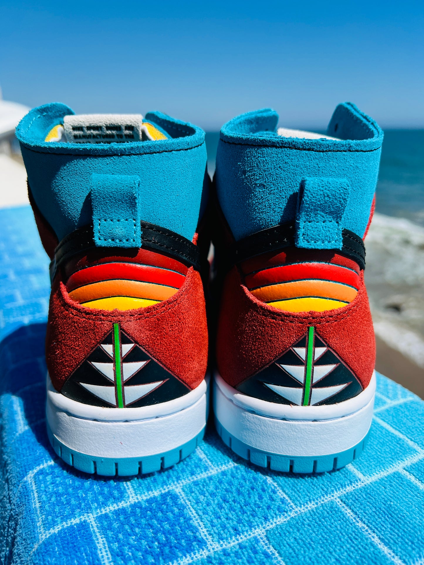 2024 SB Dunk Hi Di'orr Greenwood Navajo Arts (FQ1775-400)