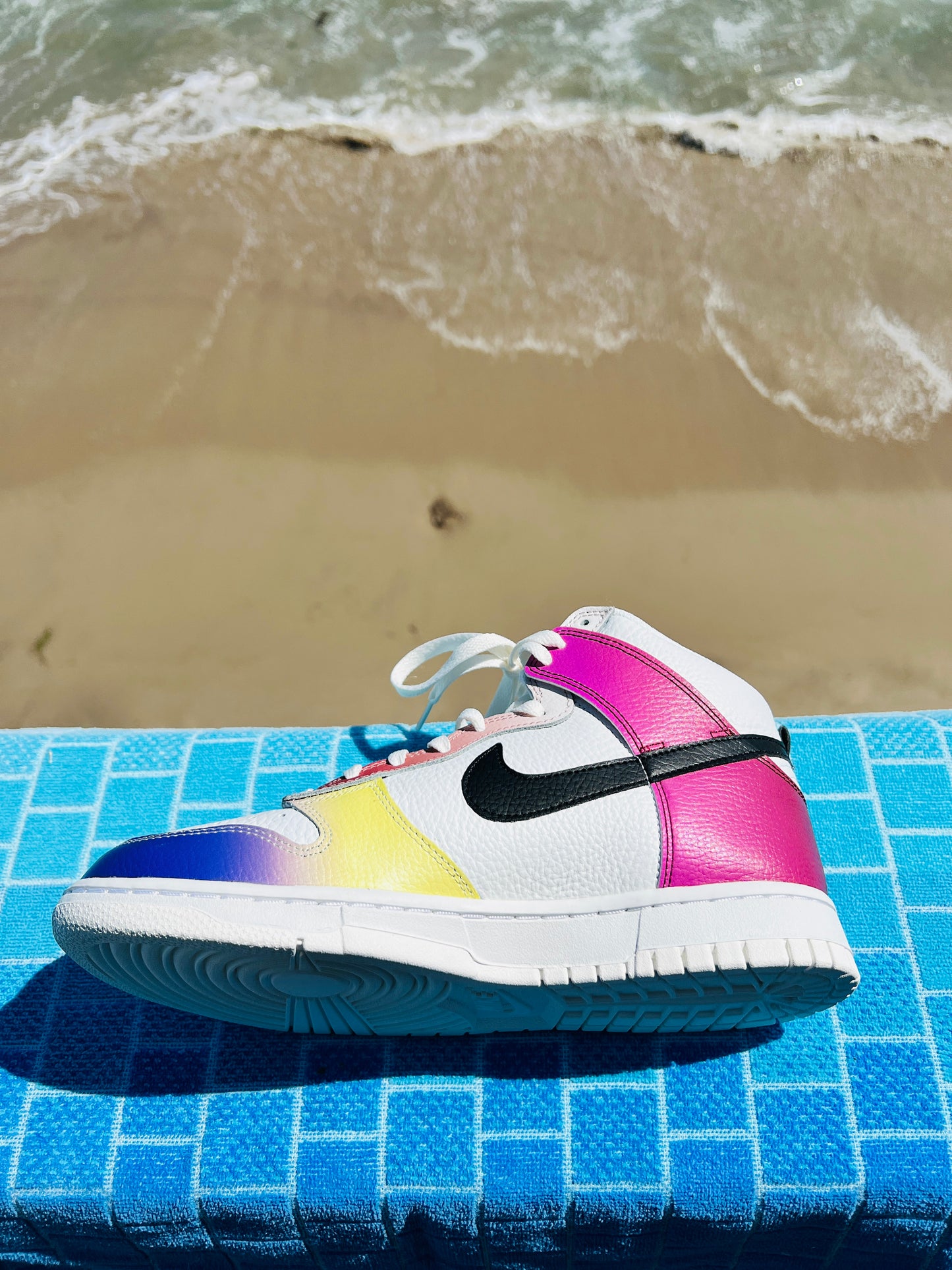 2023 Dunk High Multi-color Gradient - 8.5M/10W (FD0802-100)