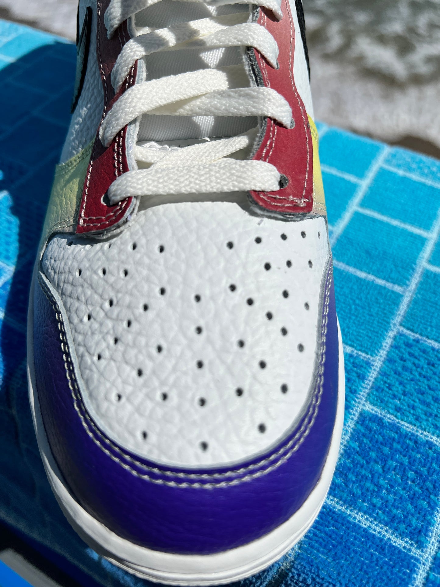 2023 Dunk High Multi-color Gradient - 8.5M/10W (FD0802-100)