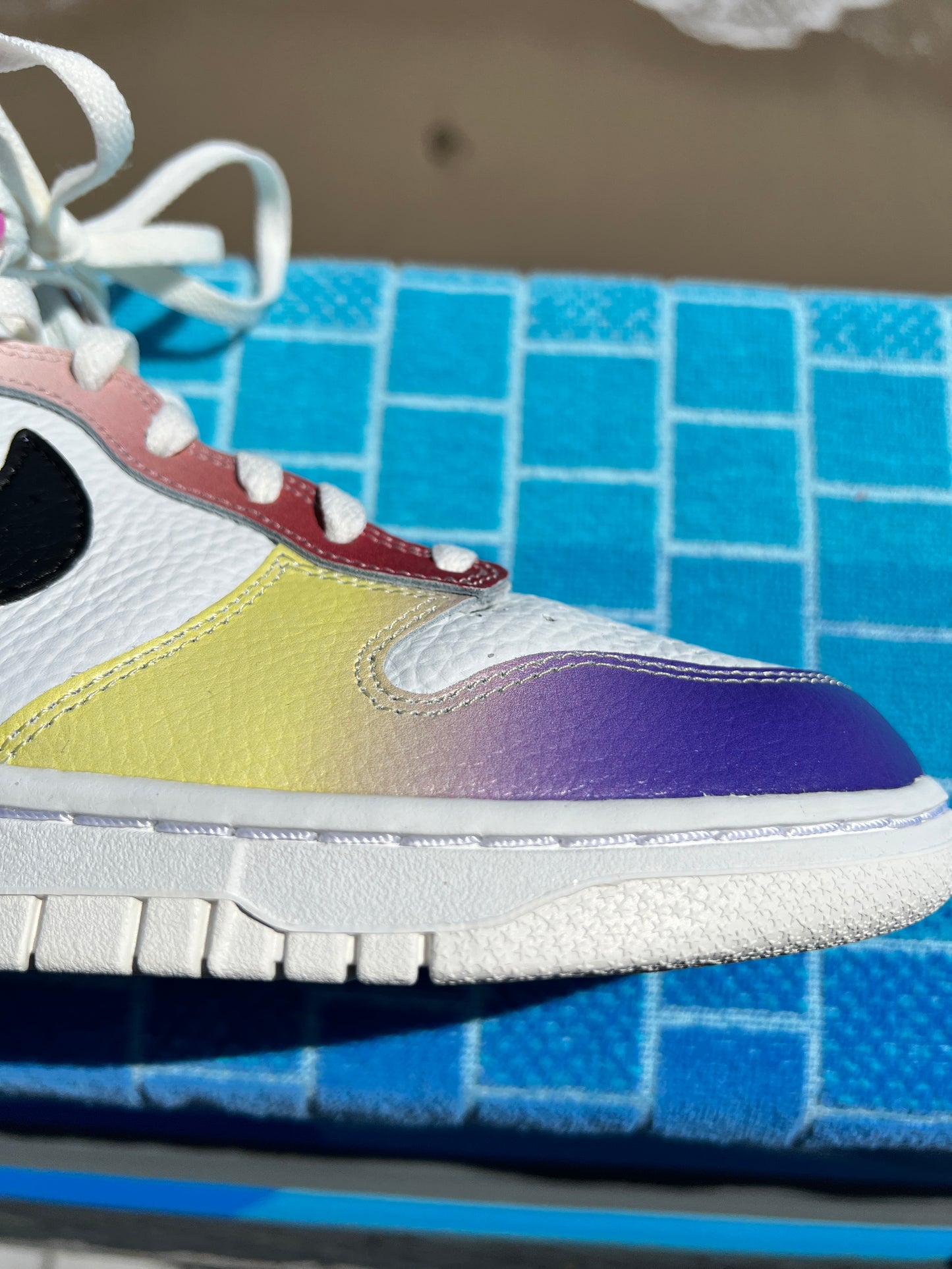 2023 Dunk High Multi-color Gradient - 8.5M/10W (FD0802-100)