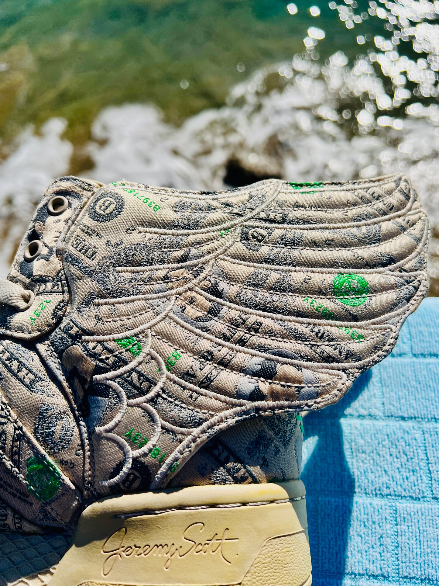 2013 Adidas x Jeremy Scott 2.0 Money (G95773)