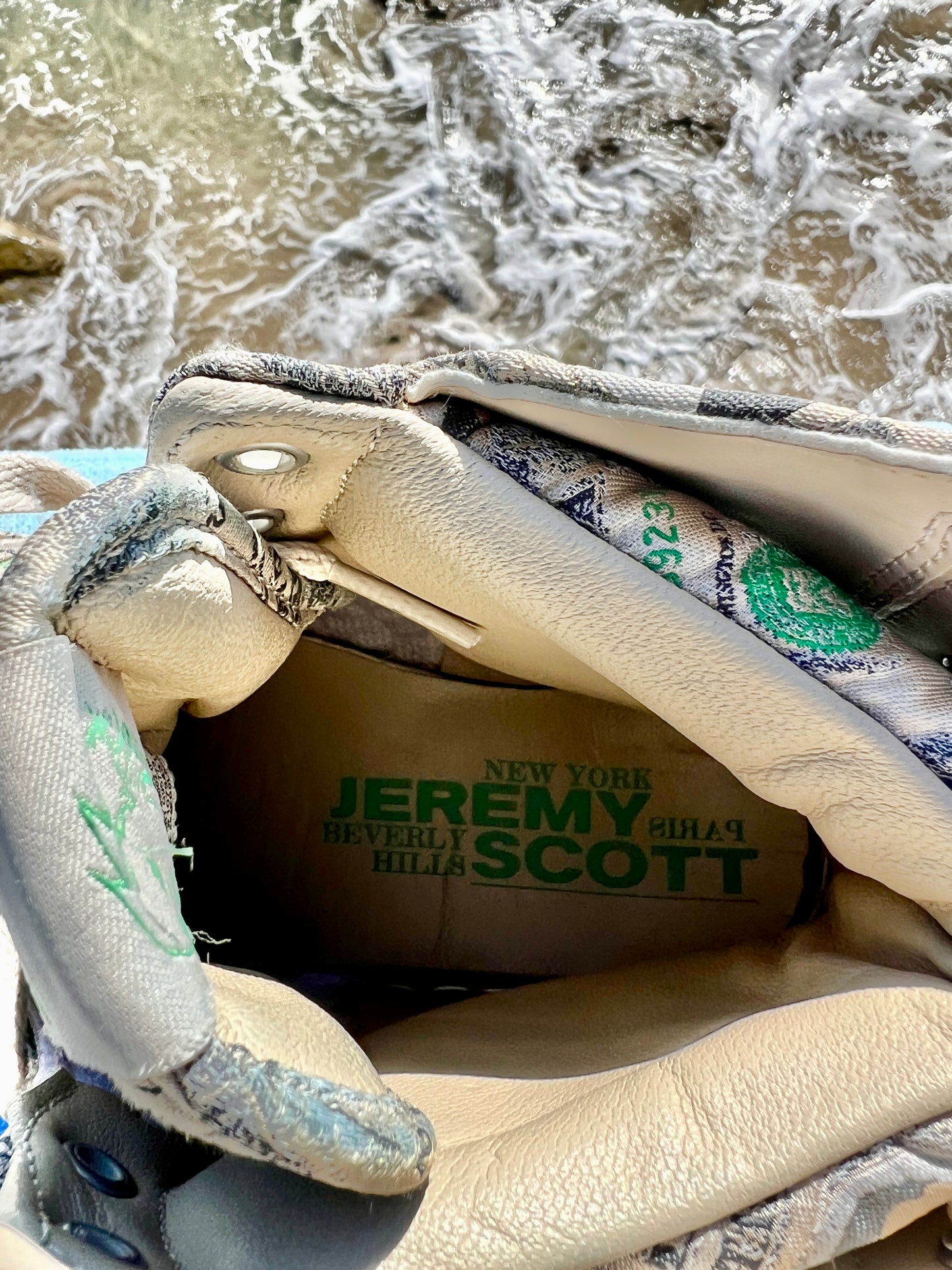 2013 Adidas x Jeremy Scott 2.0 Money (G95773)
