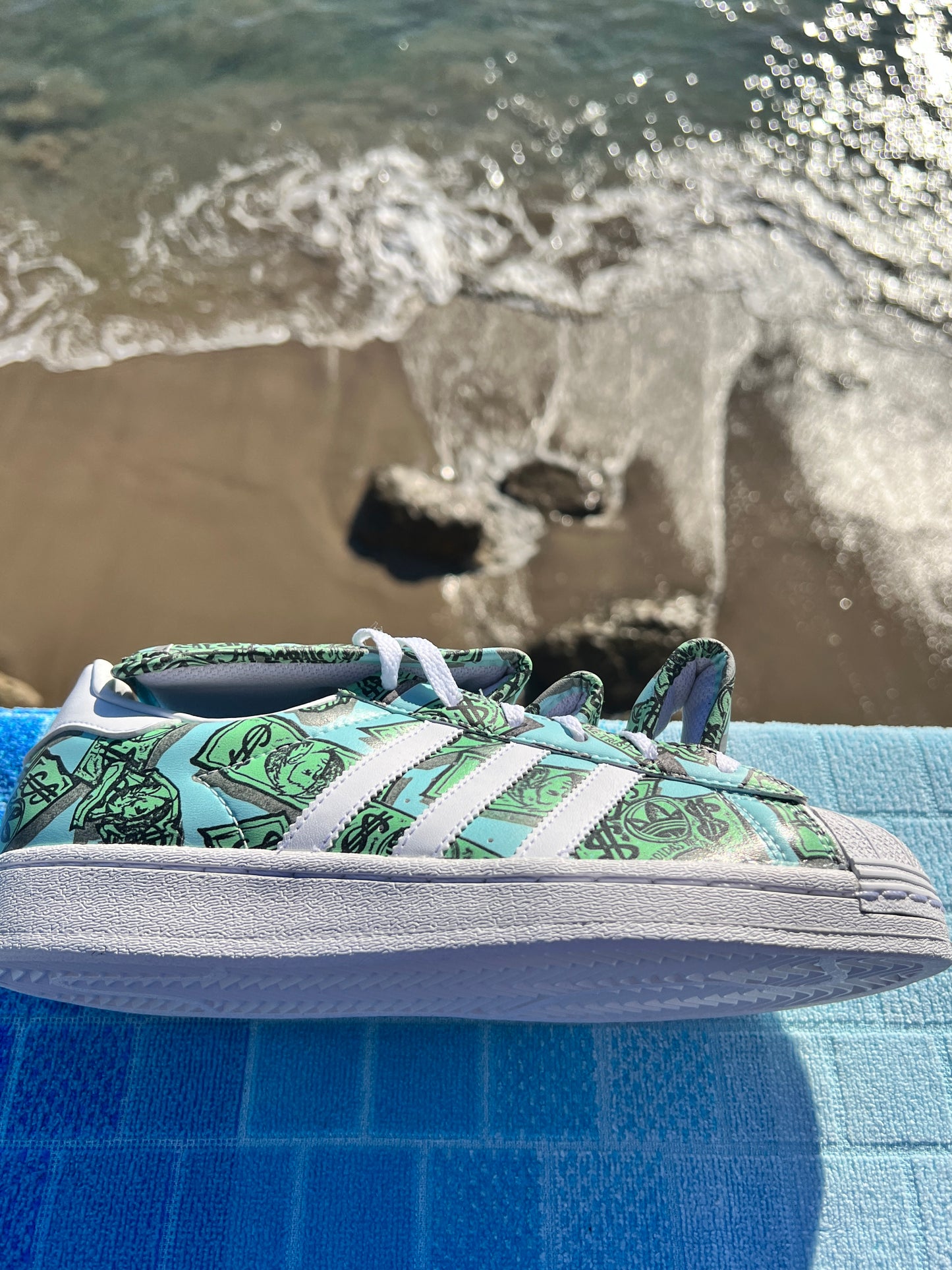 2022 Adidas Jeremy Scott Money Superstar - Size 9M/10/5W (HP6596)