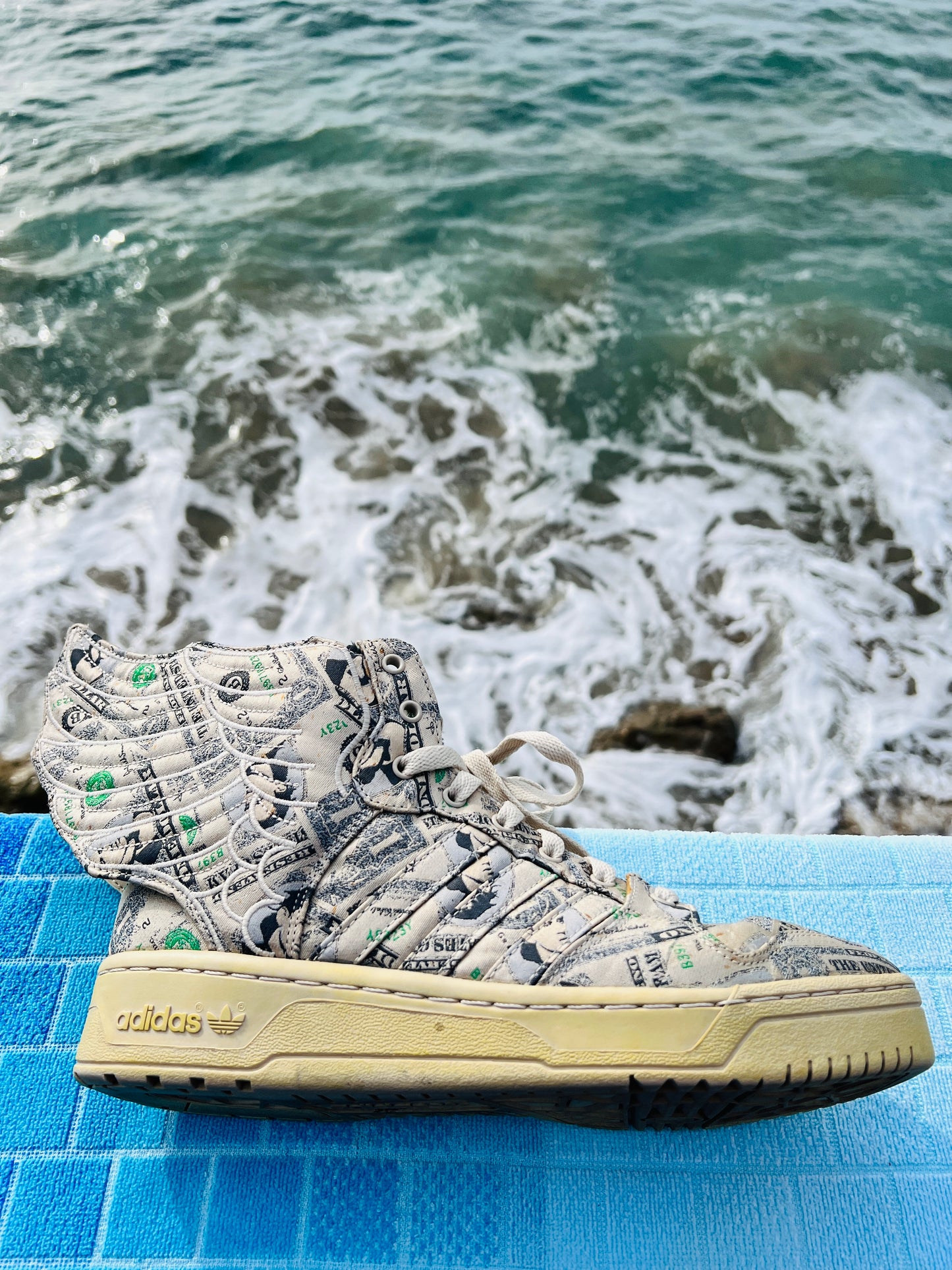 2013 Adidas x Jeremy Scott 2.0 Money (G95773)