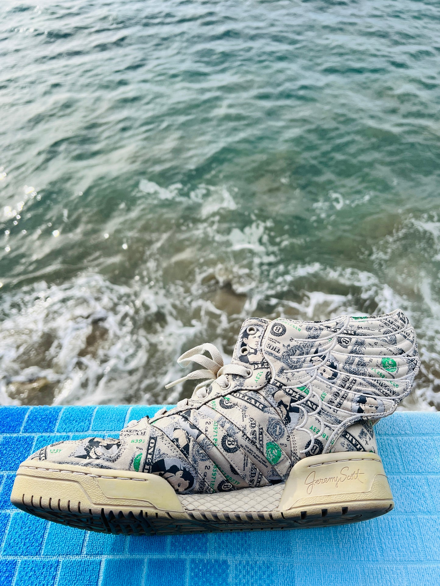 2013 Adidas x Jeremy Scott 2.0 Money (G95773)