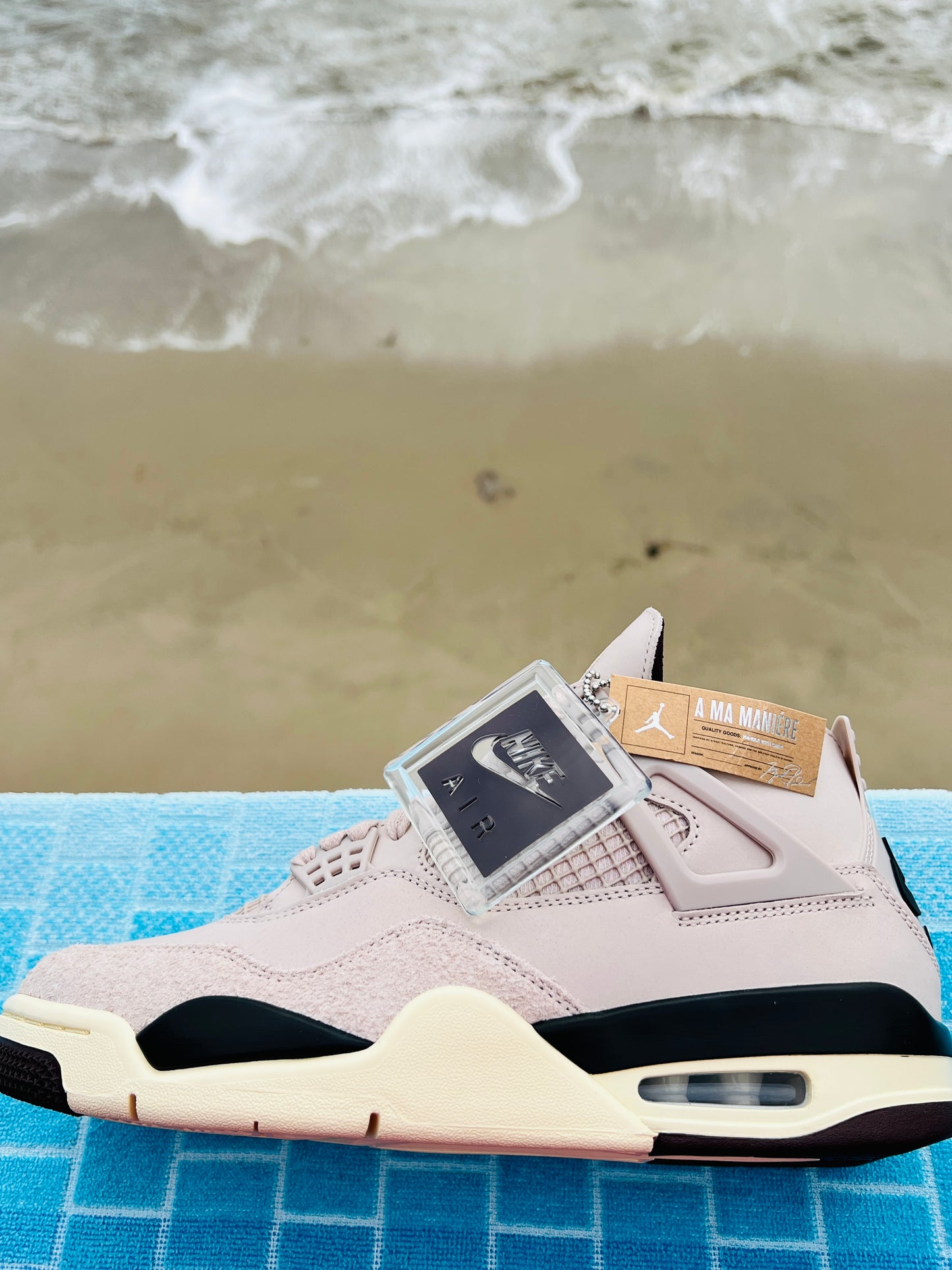 Jordan 4 Retro A Ma Maniére While You Were Sleeping (FZ4810-200)