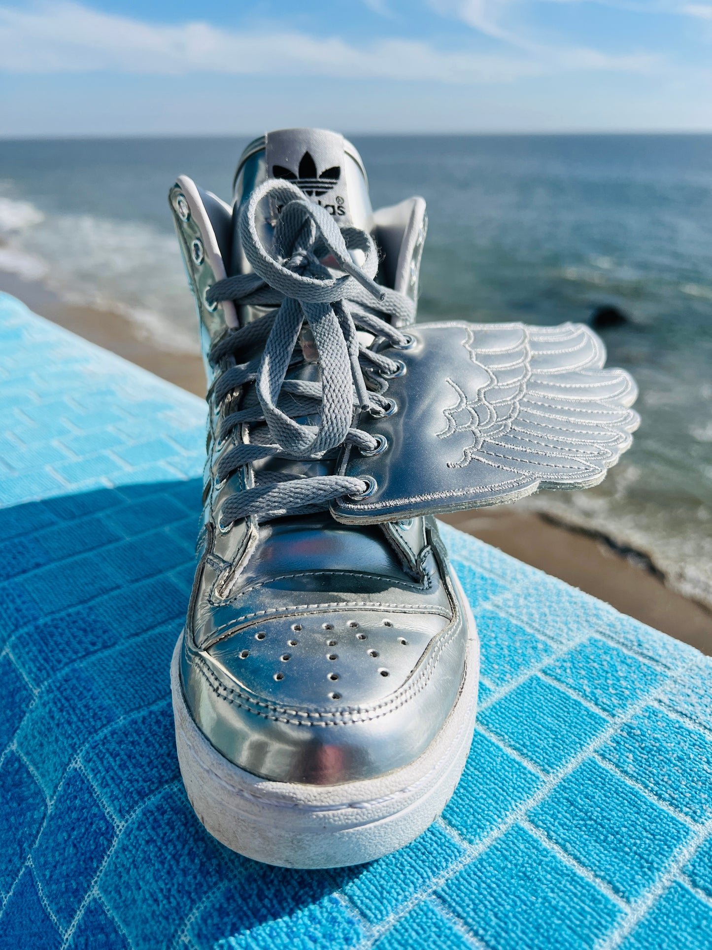 2015 Adidas x Jeremy Scott Wings Metal (S77798)