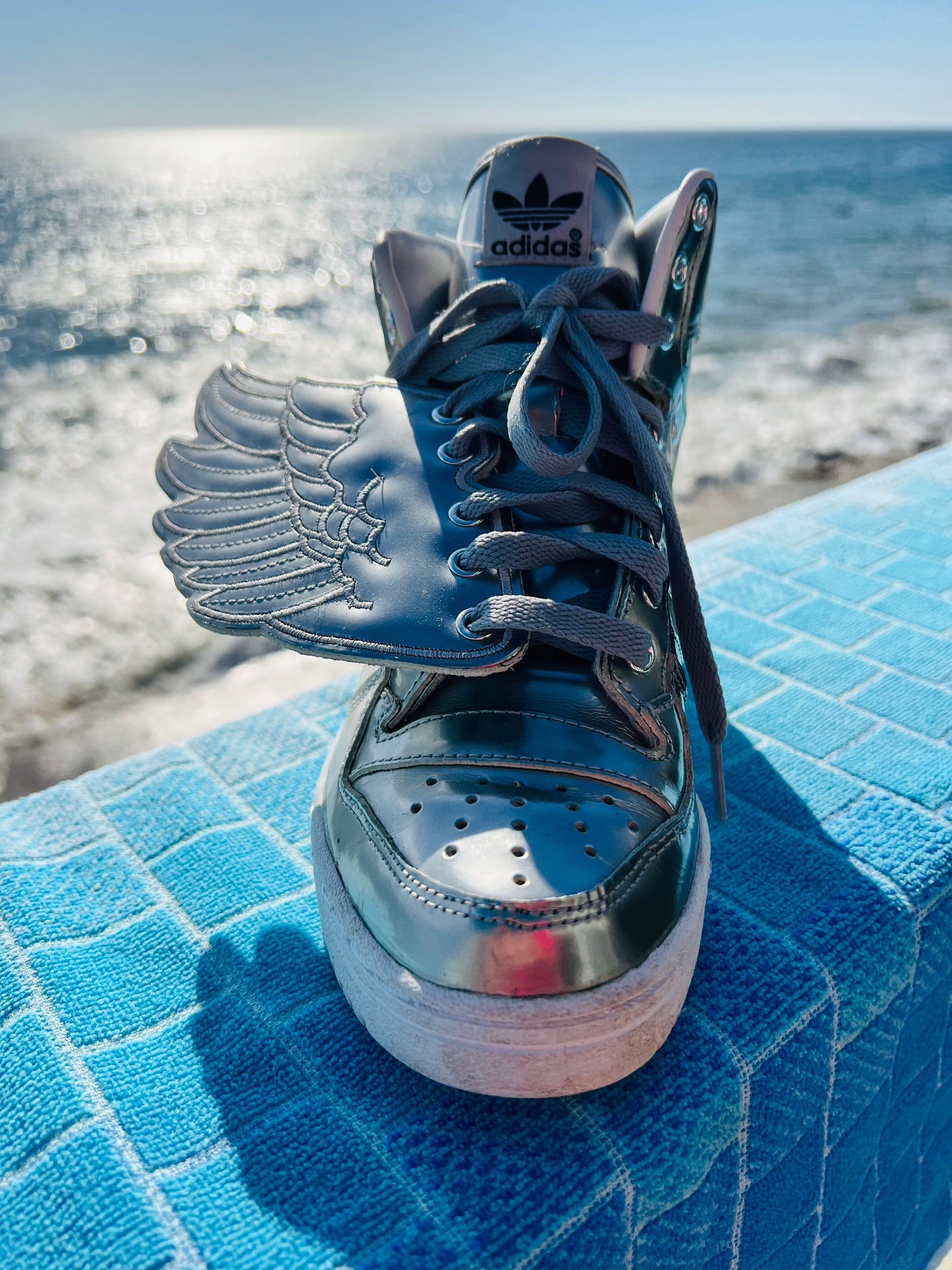2015 Adidas x Jeremy Scott Wings Metal (S77798)
