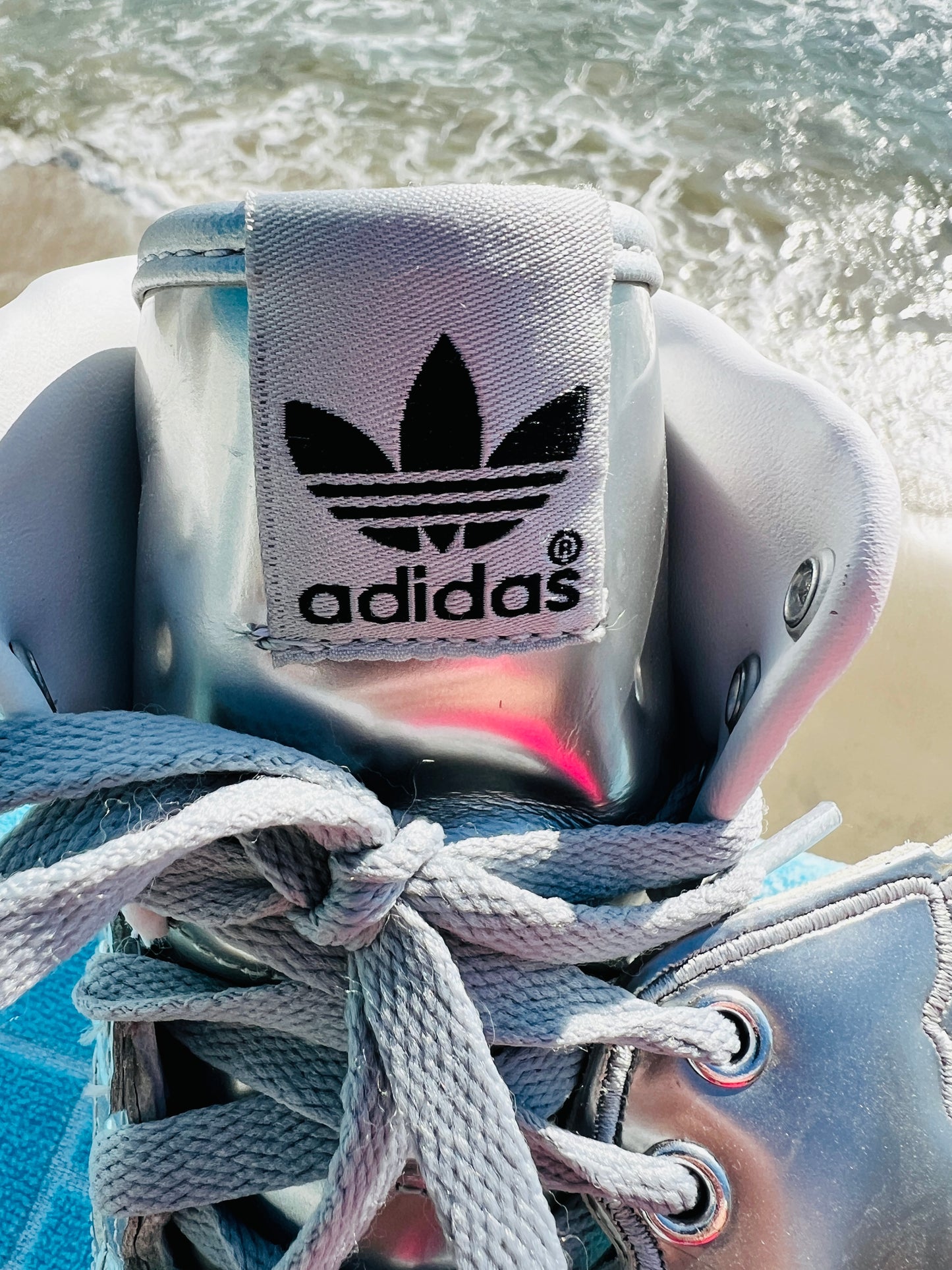 2015 Adidas x Jeremy Scott Wings Metal (S77798)