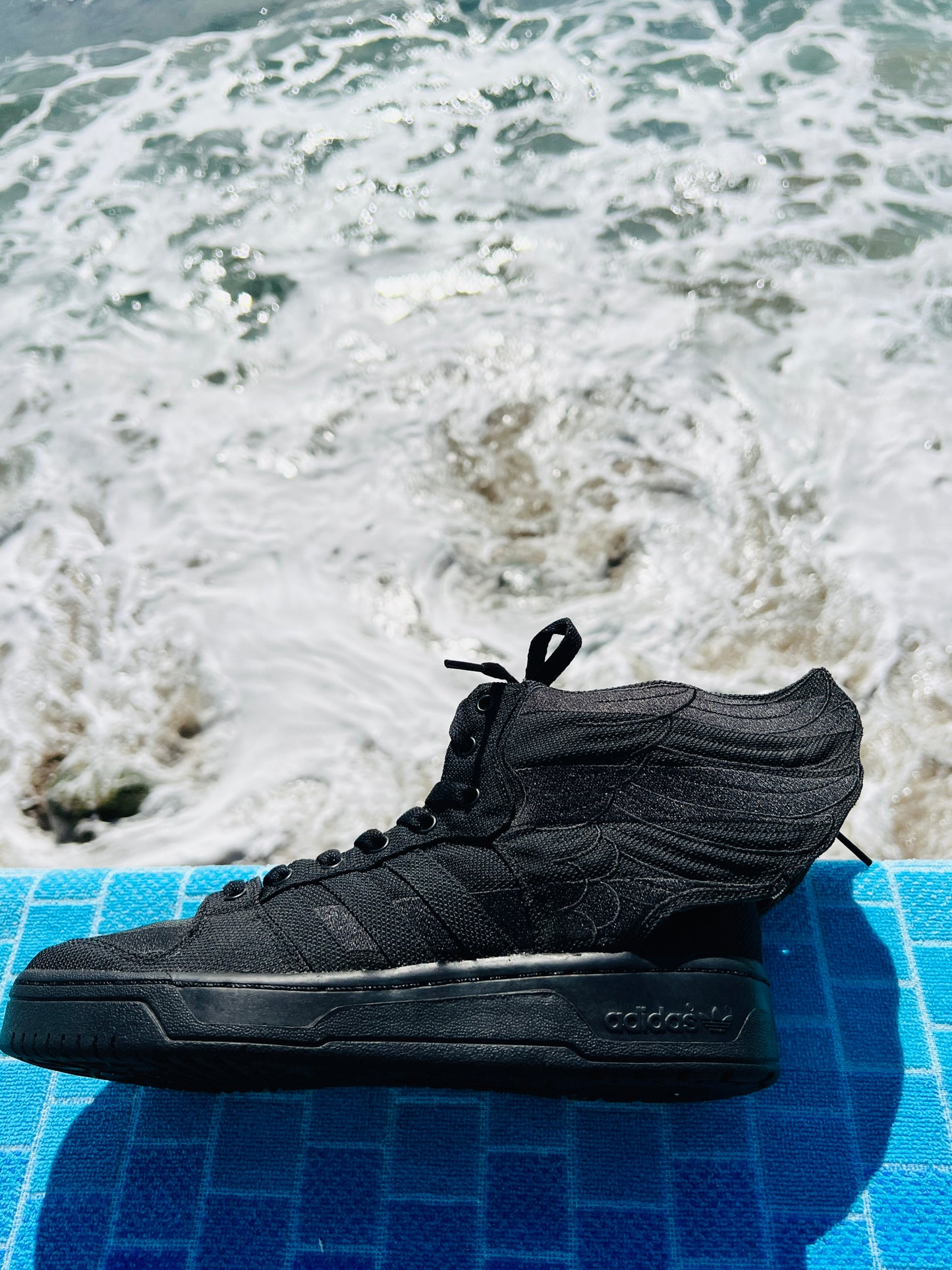 2013 A$AP Rocky Black Flag x Adidas JS Wings - 8M/9.5W (D65206)