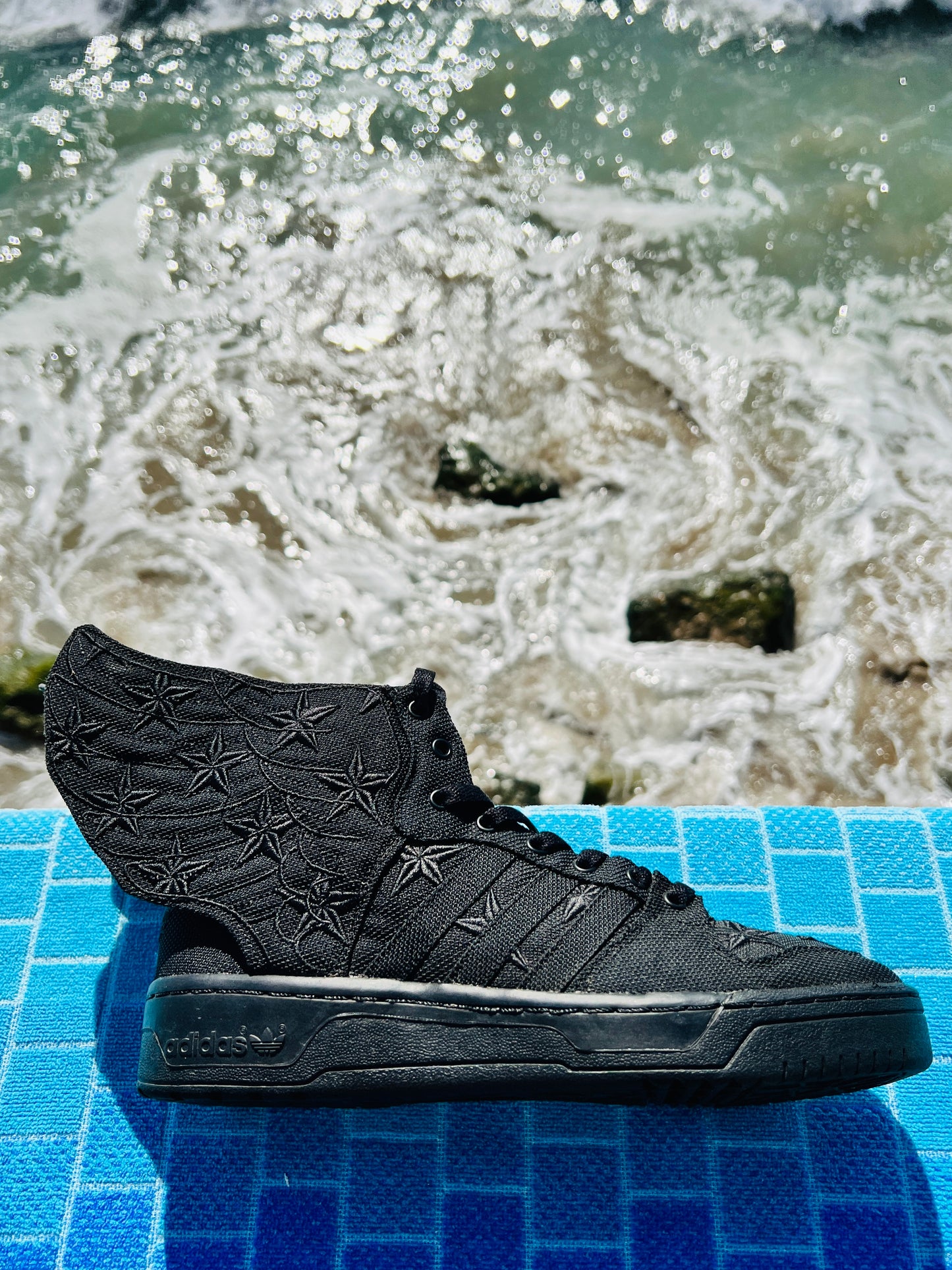 2013 A$AP Rocky Black Flag x Adidas JS Wings - 8M/9.5W (D65206)