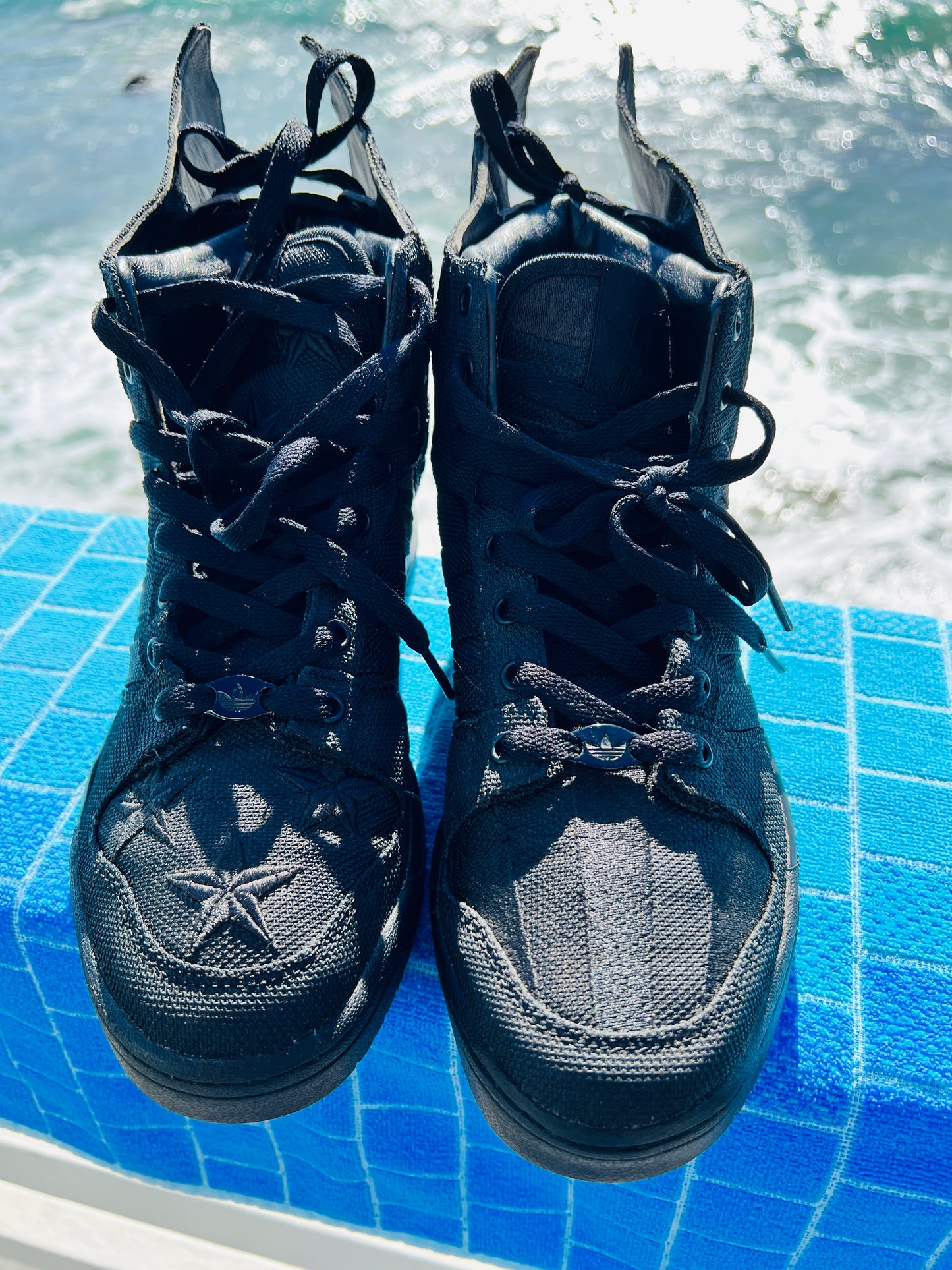 2013 A$AP Rocky Black Flag x Adidas JS Wings - 8M/9.5W (D65206)