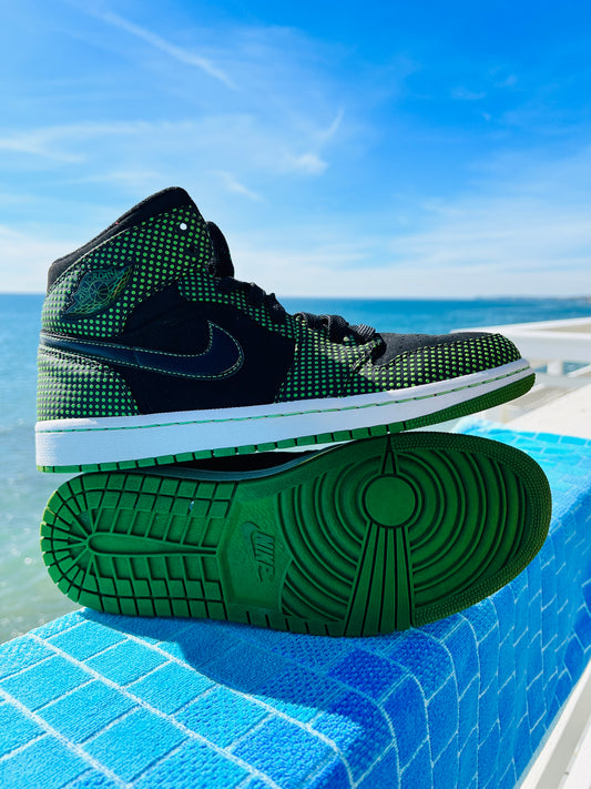 2009 Jordan 1 Retro Polka Dot Chlorophyll - 10.5M/12W (136065-031)