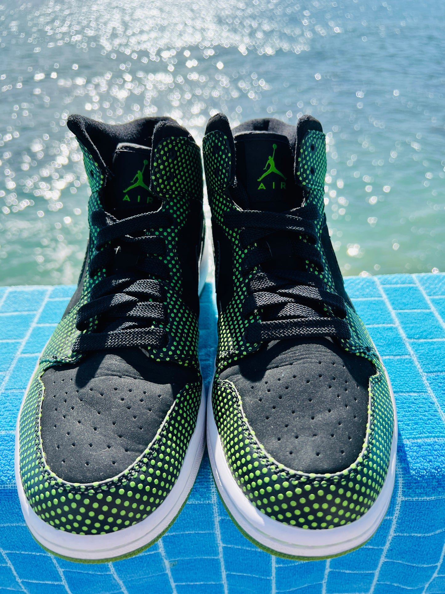 2009 Jordan 1 Retro Polka Dot Chlorophyll - 10.5M/12W (136065-031)