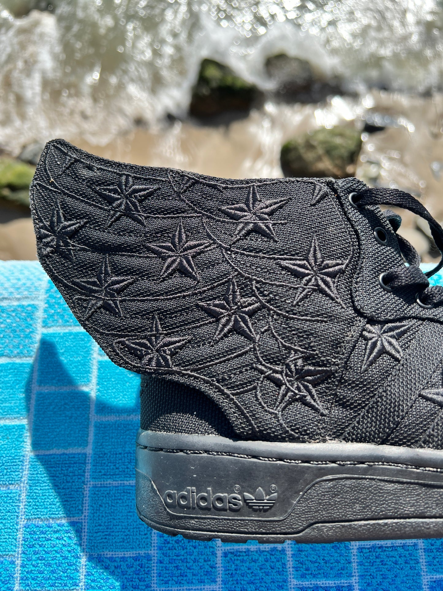 2013 A$AP Rocky Black Flag x Adidas JS Wings - 8M/9.5W (D65206)