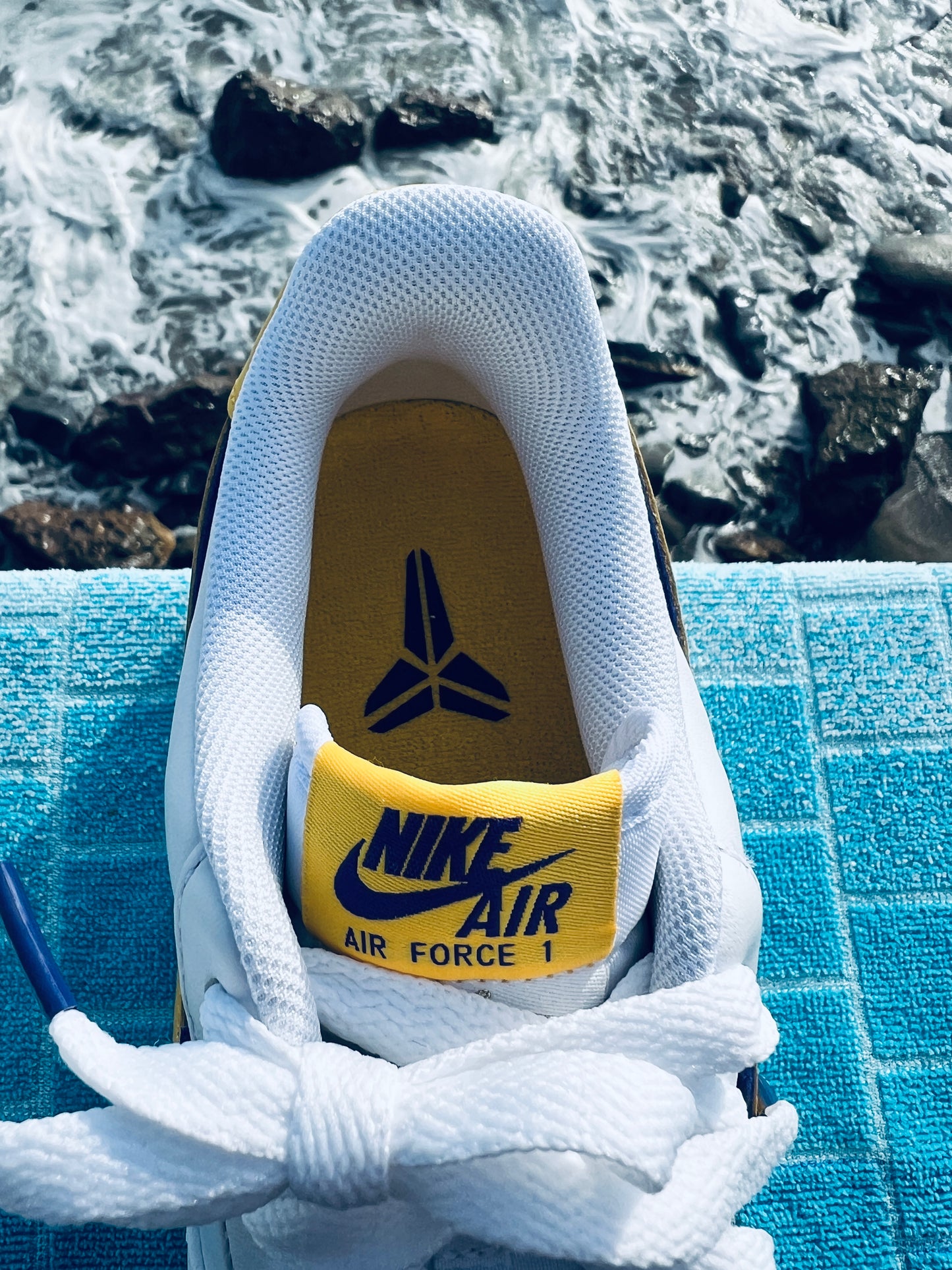 Air Force 1 Low Retro QS Kobe Bryant Lakers Home (FZ1151-100)