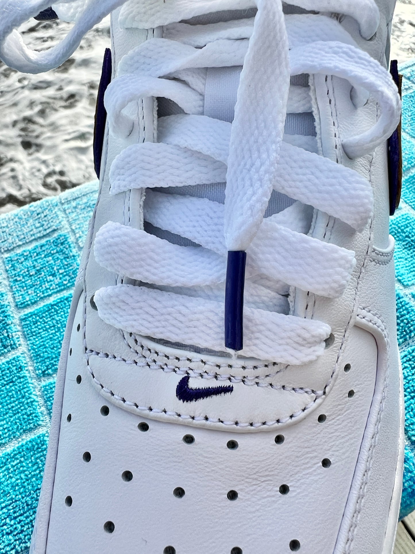 Air Force 1 Low Retro QS Kobe Bryant Lakers Home (FZ1151-100)