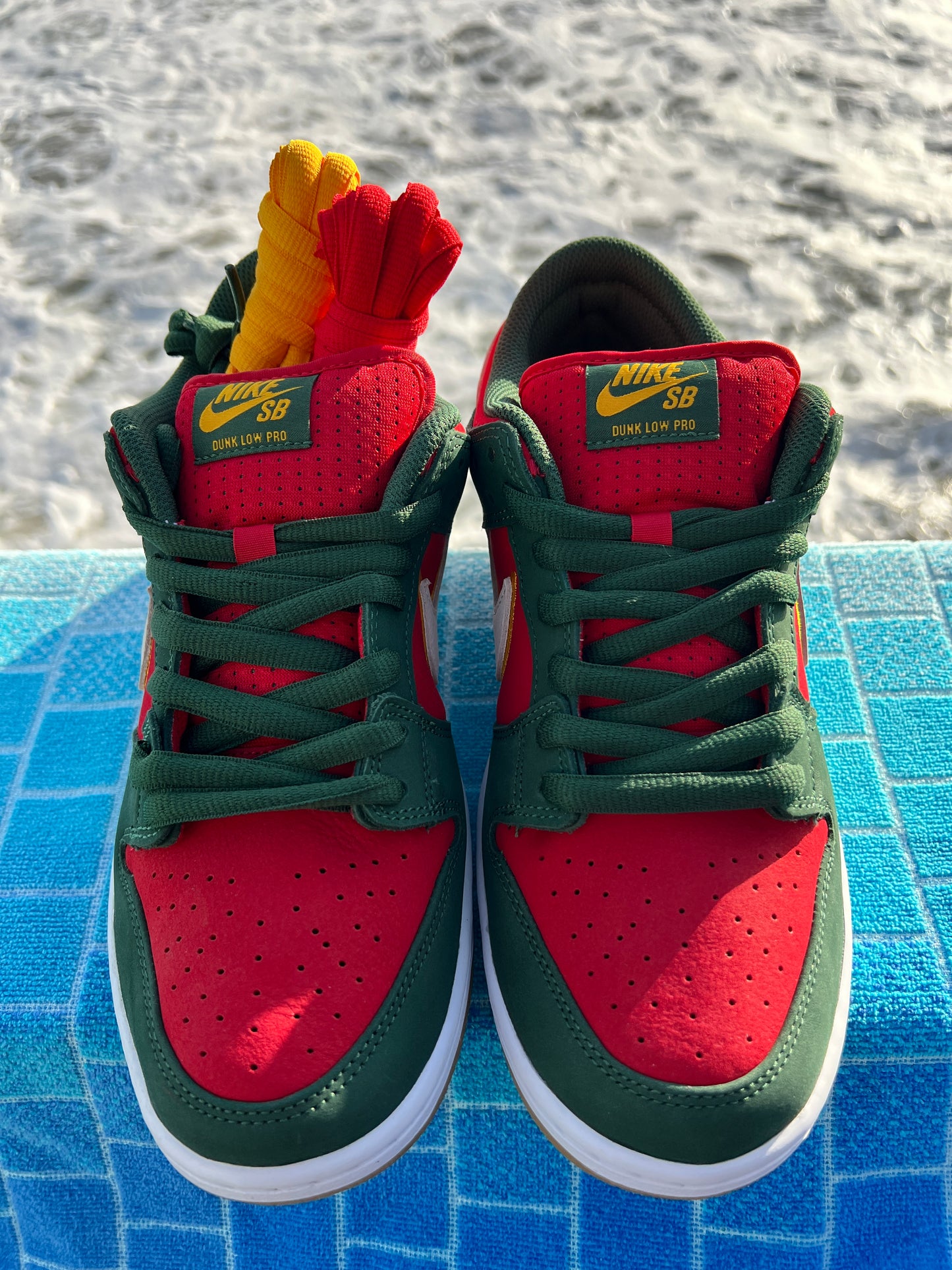 Nike SB Dunk Low Pro PRM Seattle Supersonics - 9M/10.5W (FZ1287-300)