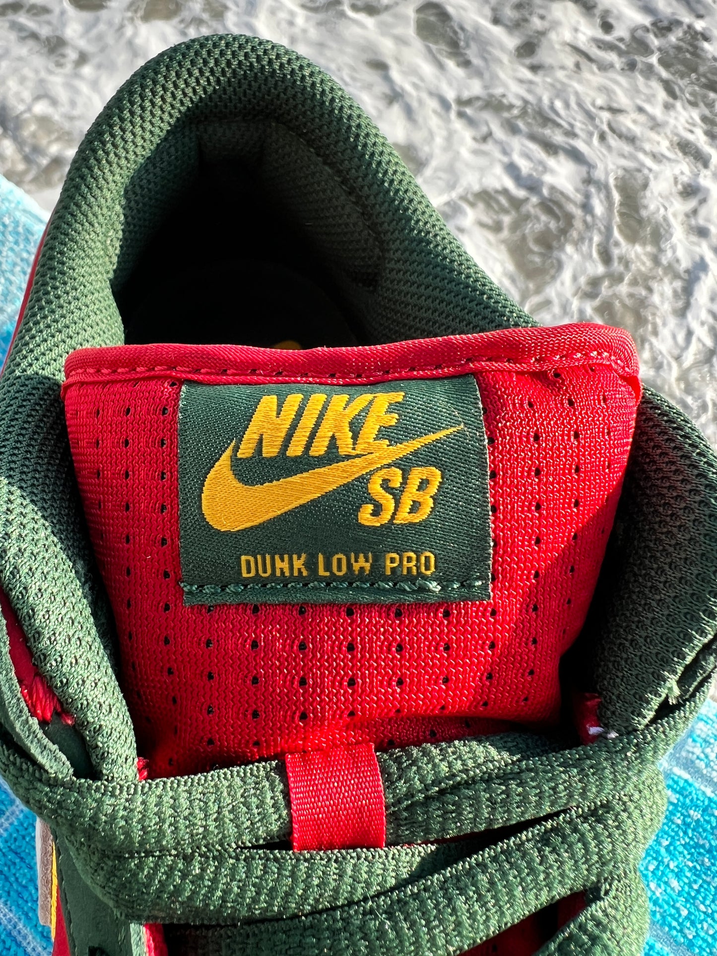 Nike SB Dunk Low Pro PRM Seattle Supersonics - 9M/10.5W (FZ1287-300)
