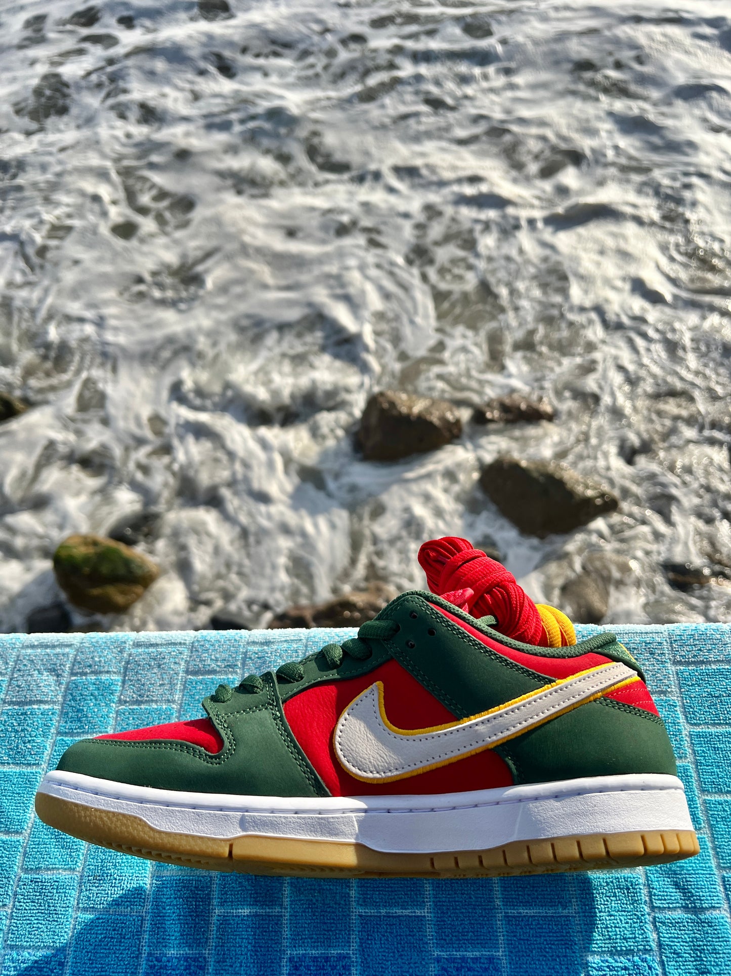 Nike SB Dunk Low Pro PRM Seattle Supersonics - 9M/10.5W (FZ1287-300)