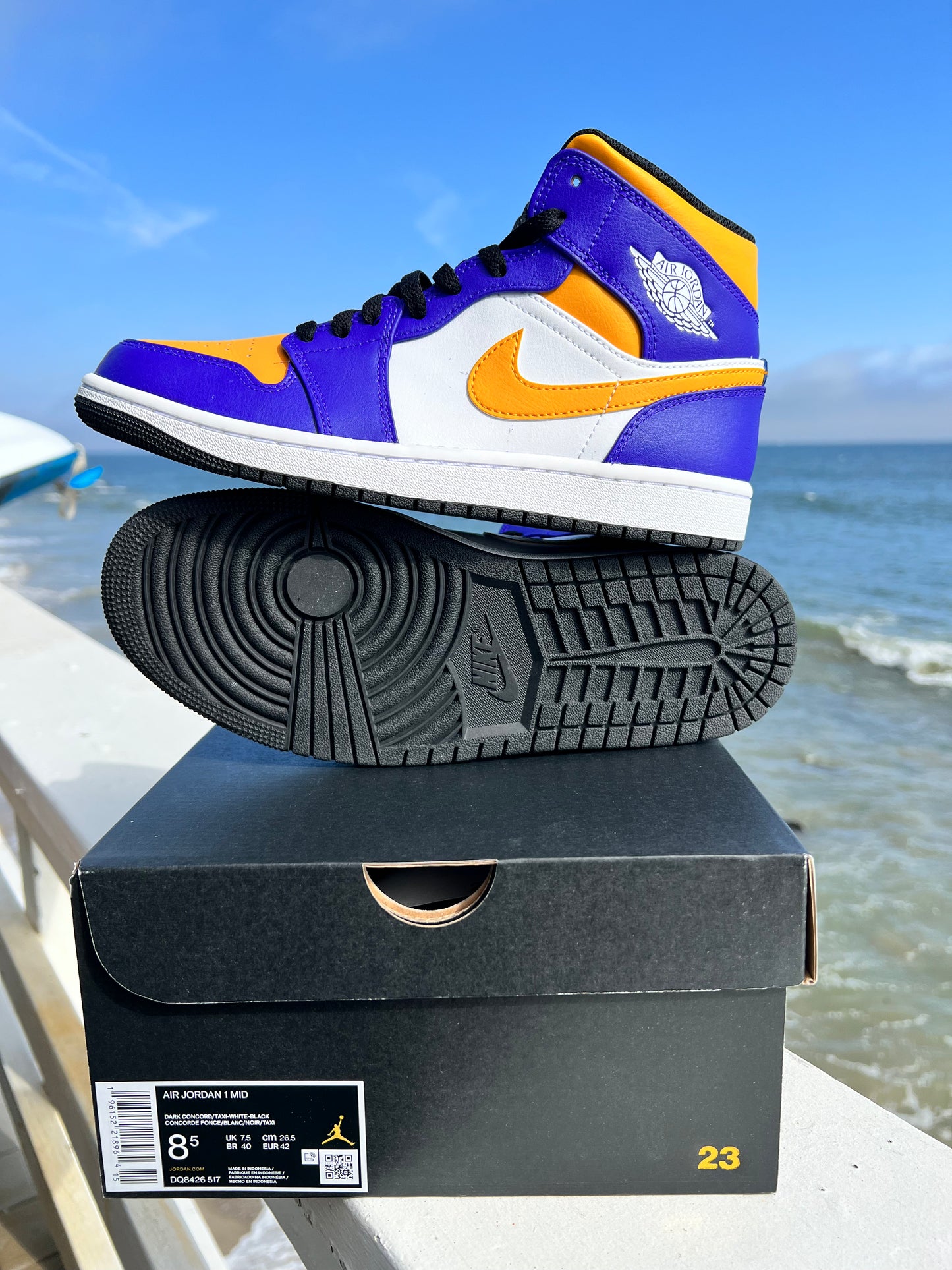 Jordan 1 Hi FlyEase Lakers - 9.5M/11W (CQ3835-517)