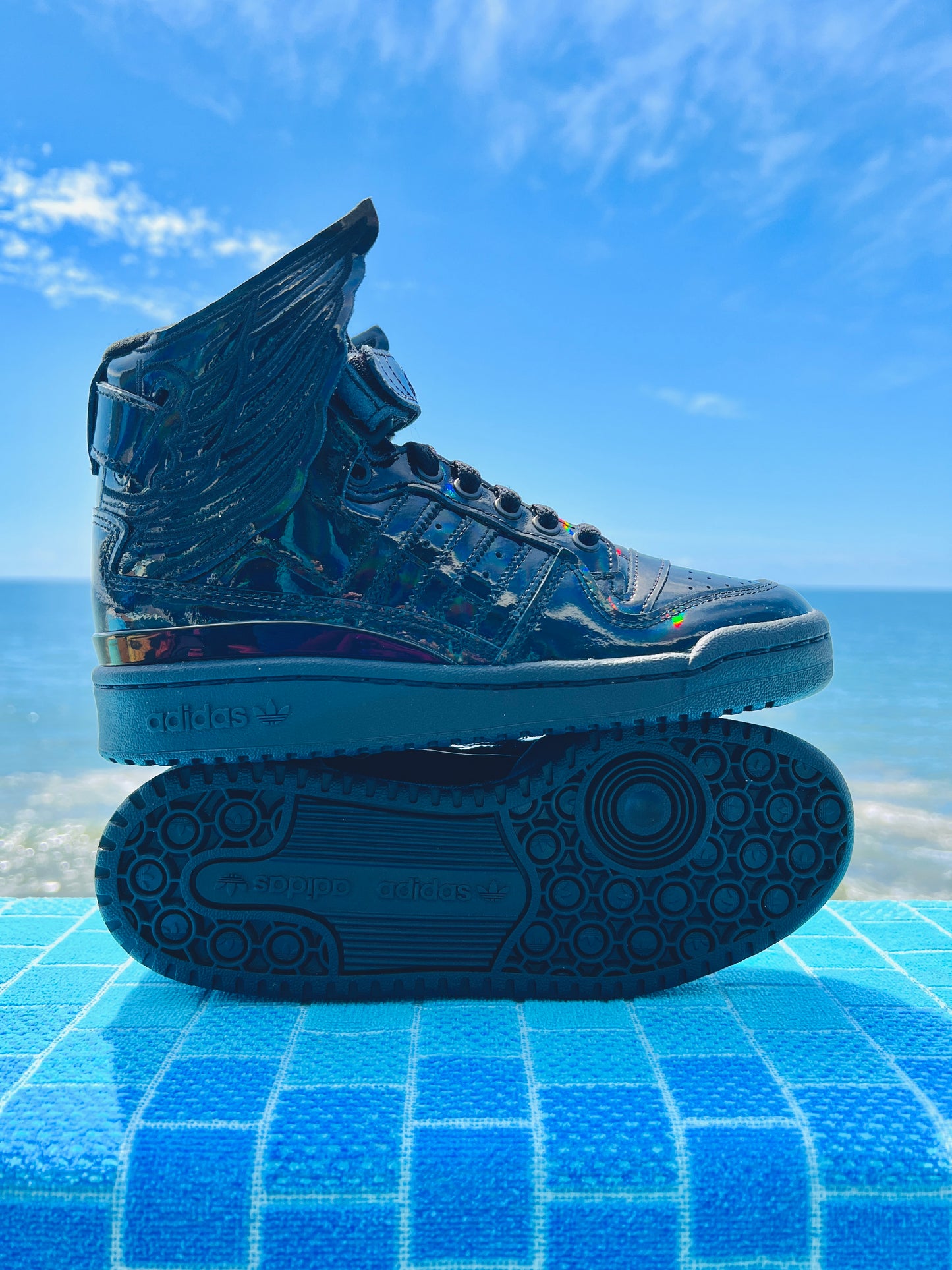 2023 Adidas Jeremy Scott x Forum Wings 4.0 - 4.5M/6W (IE6862)