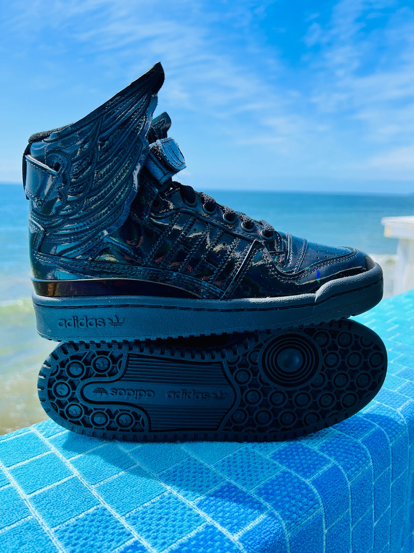 2023 Adidas Jeremy Scott x Forum Wings 4.0 - 4.5M/6W (IE6862)