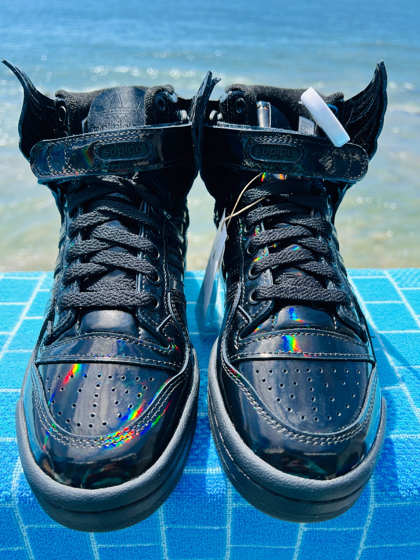 2023 Adidas Jeremy Scott x Forum Wings 4.0 - 4.5M/6W (IE6862)