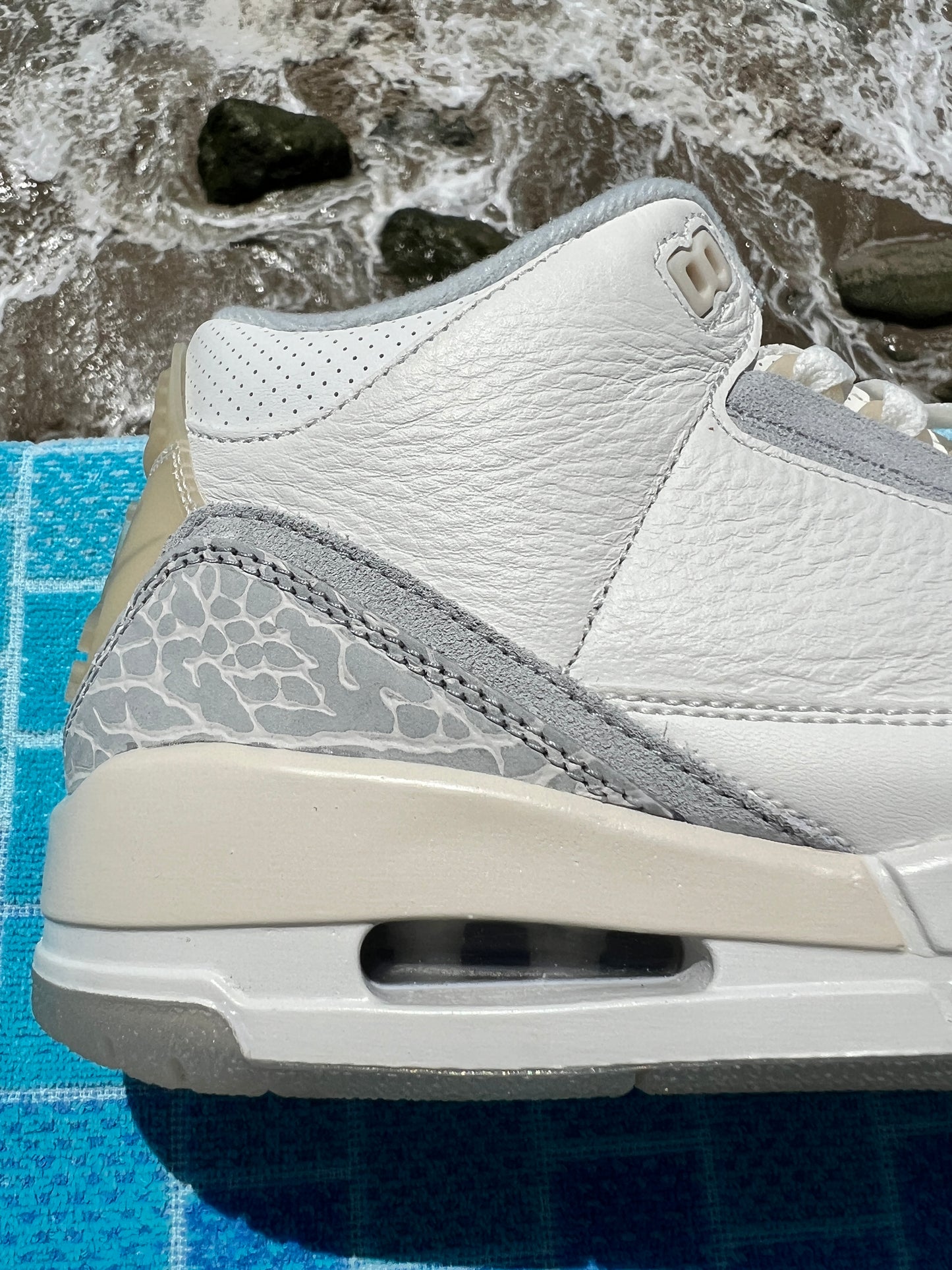 Jordan 3 Retro SE Craft Ivory (FJ9479-100)